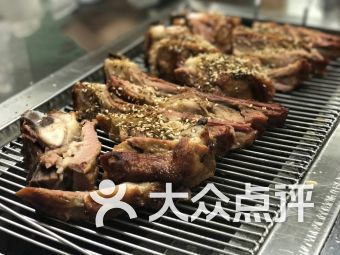 廣州萬達廣場好吃的烤全羊 廣州萬達廣場哪家烤全羊好吃 烤全羊價格