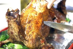 烤全羊的上菜儀式