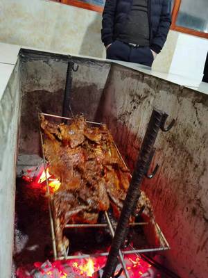 烤羊腿_渝北區周邊烤全羊地址