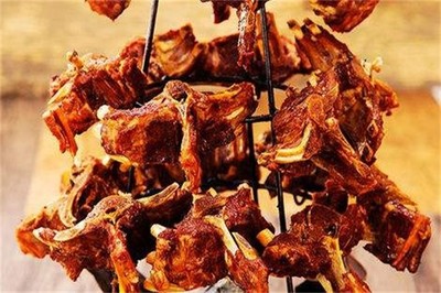 高氏烤羊蝎子與烤全羊 傳統美食的極致誘惑